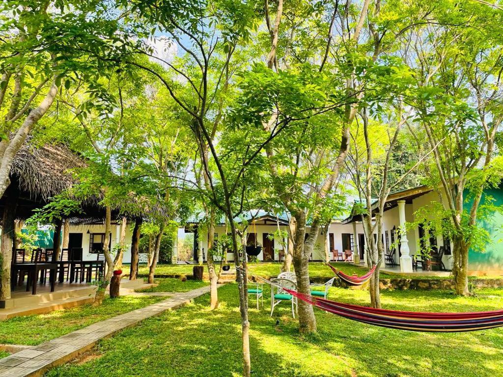Kingfisher Resort سيغيرِيا المظهر الخارجي الصورة
